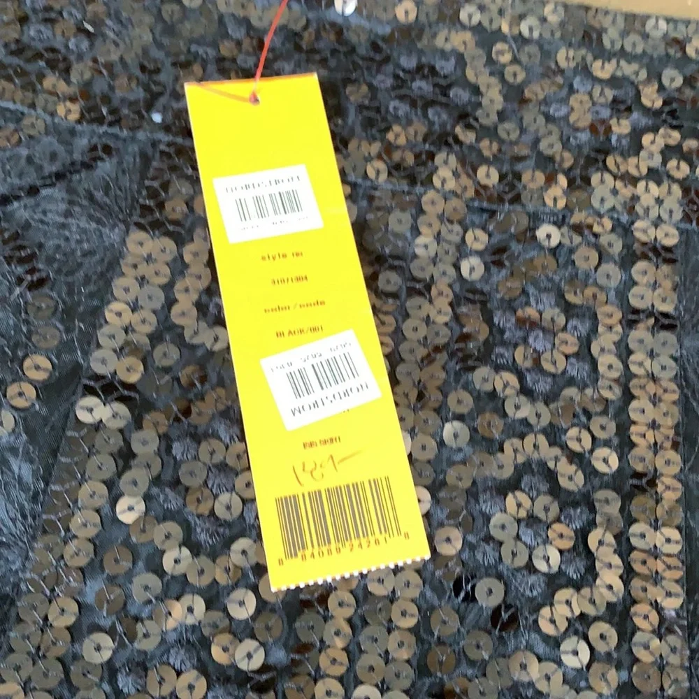 Tory Burch Isis pencil skirt. NWT. Retail 348‎